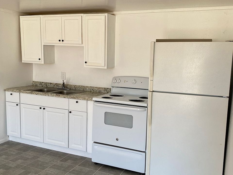 1st image of 603 W Avenue L #2