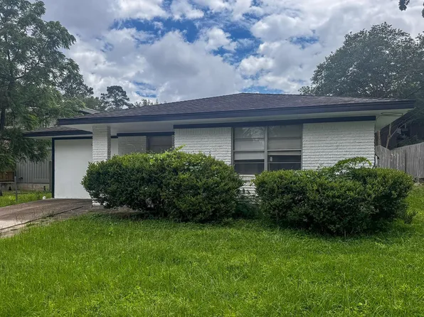 1409 20th St, Huntsville, TX 77340