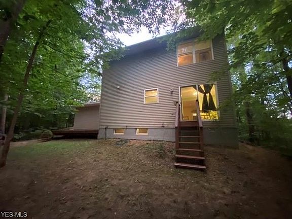 3rd image of 5086 Burgundy Ct