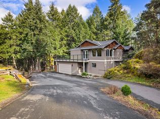 530 Lone Tree Pl, Highlands, BC V9B 6G9