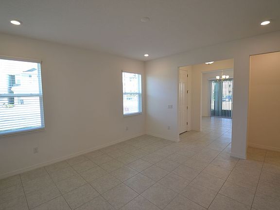 4th image of 14504 Kite Ln