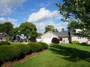 2801 240th Ave, Union Grove, WI 53182