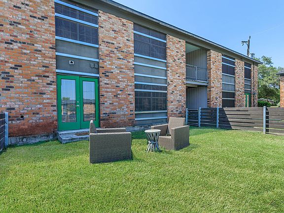 5th image of 8446 Country Village St #C4615-1507