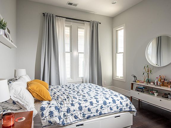 4th image of 105 Pierce Ave APT 4