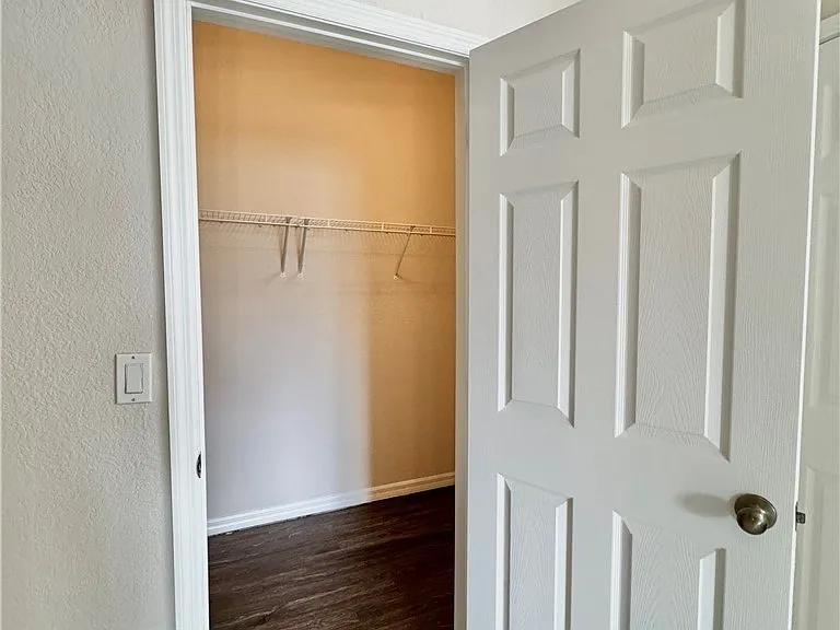 530 Kilgour Ave — Photo 25