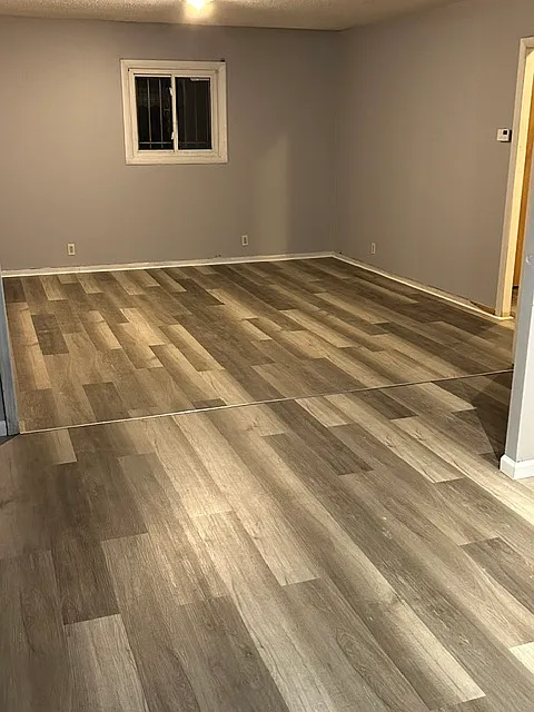 3 bed, 941 sqft, $1,000 — Photo 1