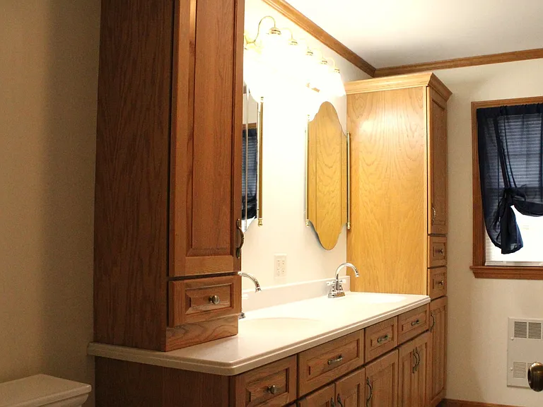 1878 Riverside Dr — Photo 22