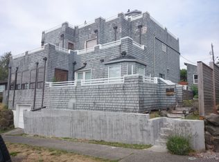 8414 42nd Ave SW, Seattle, WA 98136