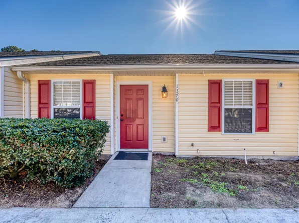 1370 Pinnacle Ln, Charleston, SC 29412