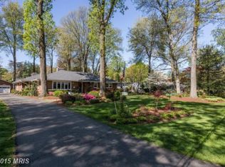 6439 Overhill Rd, Falls Church, VA 22042