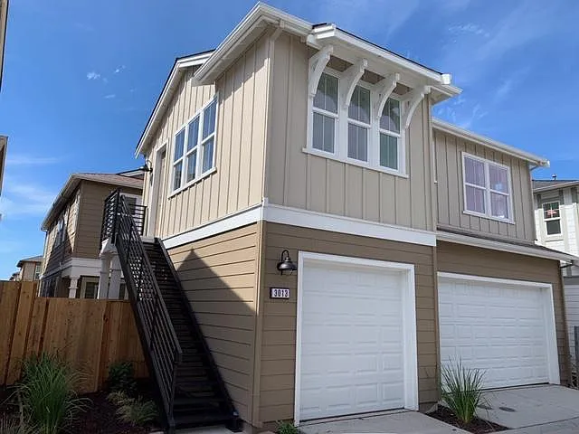 1 bed, 650 sqft, $2,750 — Photo 1