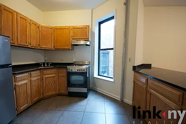 Rented by Link NY Realty