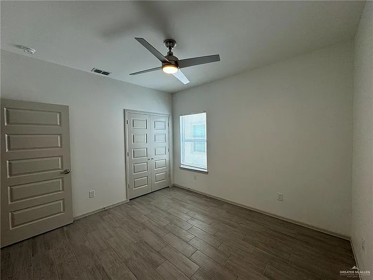 7802 N 58th St #3 — Photo 12