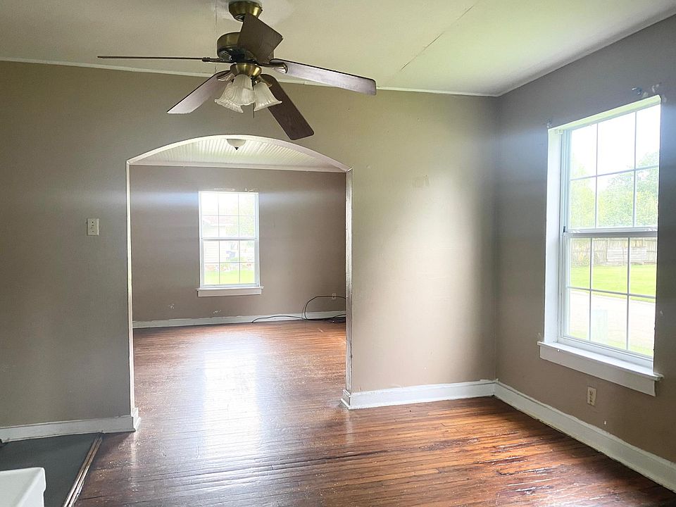 24205 Engolio St, Plaquemine, LA 70764 Zillow