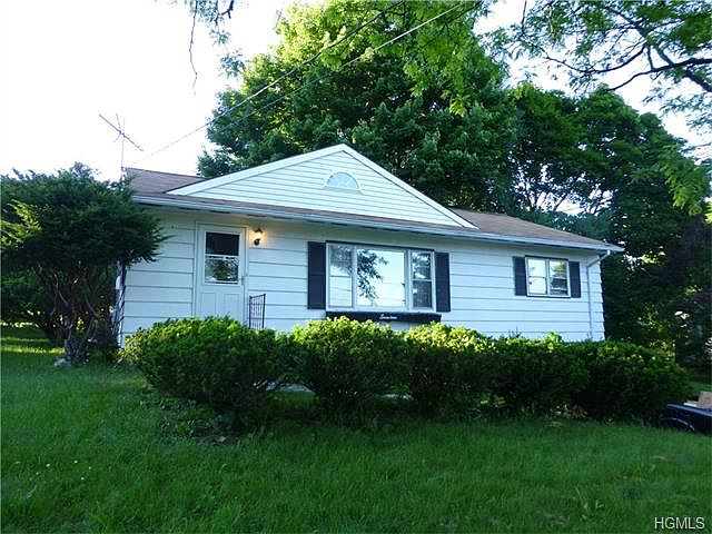 1st image of 17 Valewood Dr