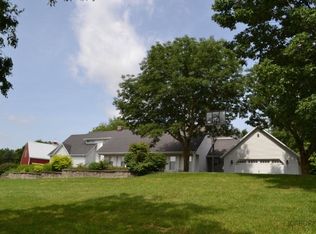 3430 Flanders Rd, Jefferson City, MO 65109