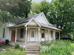 302 N Vine St, Wingate, IN 47994