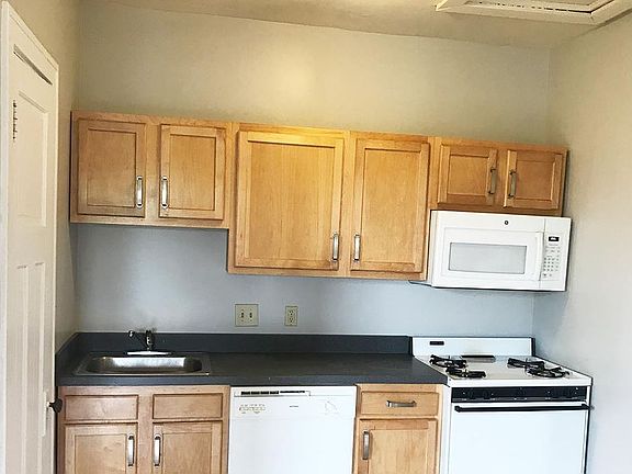2nd image of 343-345 S Ludlow Ave #343-07