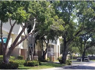 2805 N Course Dr APT 208, Pompano Beach, FL 33069