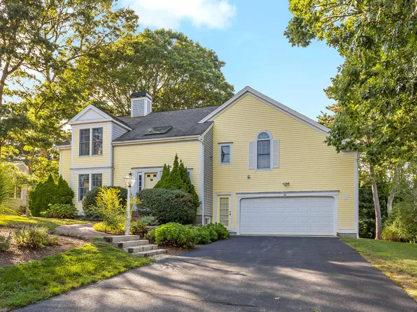 82 Falling Leaf Lane, Osterville, MA 02655