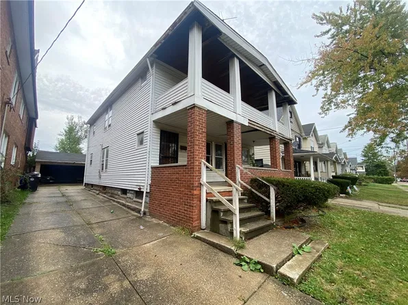 964 Stevenson Rd, Cleveland, OH 44110