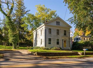 1301 River Rd, Groton, CT 06355