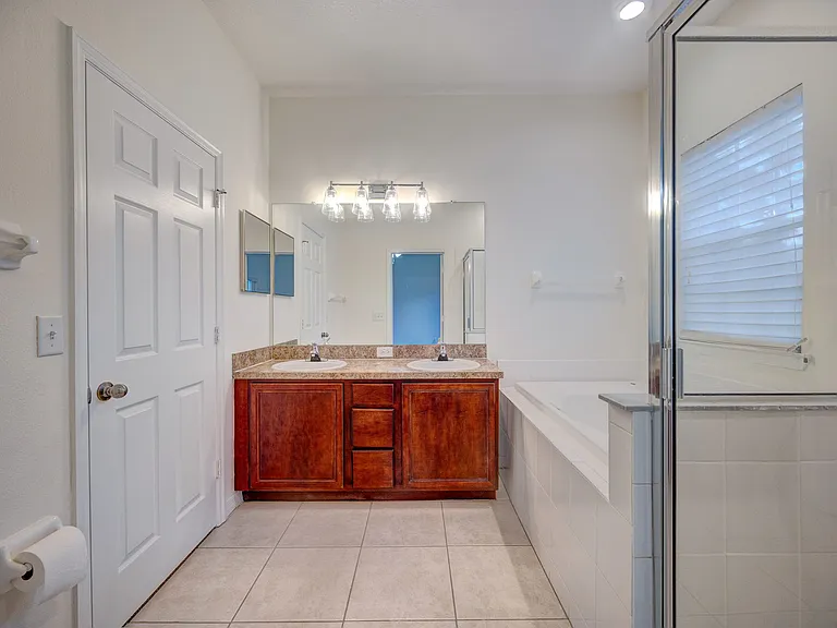 10070 Old Haven Way — Photo 16