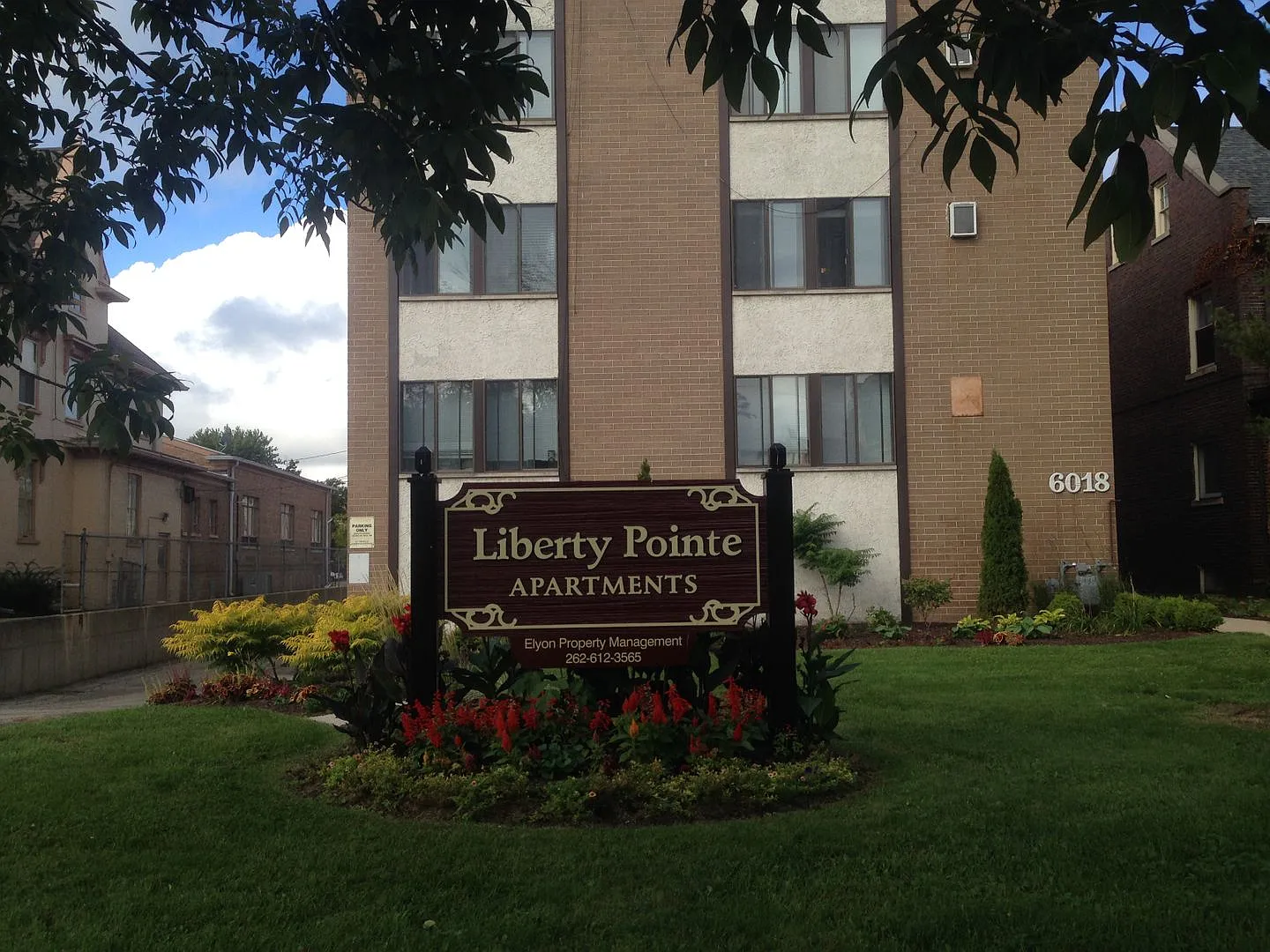 Liberty Pointe Apartments — Photo 2