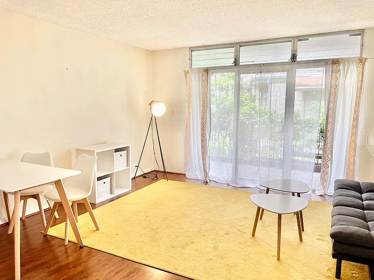 1914 University Ave #202 — Photo 3