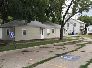 220 W 10th St, Junction City, KS 66441