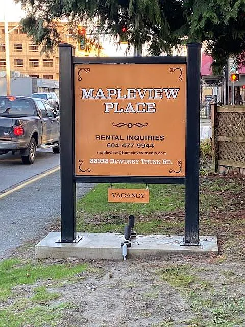 Mapleview Place — Photo 1