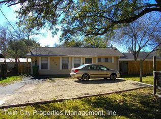 809 E 30th St, Bryan, TX 77803