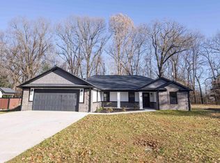 1125 Magnolia Dr, Fulton, KY 42041