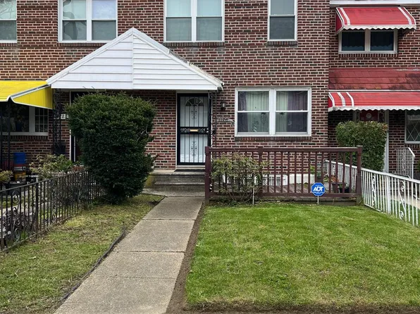 1126 E Sharpnack St, Philadelphia, PA 19150