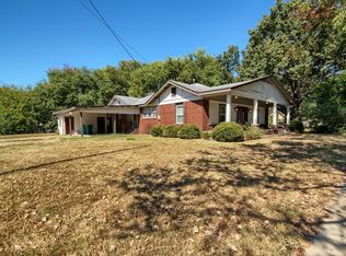 614 S Denver Ave, Russellville, AR 72801