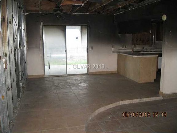 2nd image of 4259 Crater St