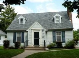 1116 Oxford St N, Saint Paul, MN 55103