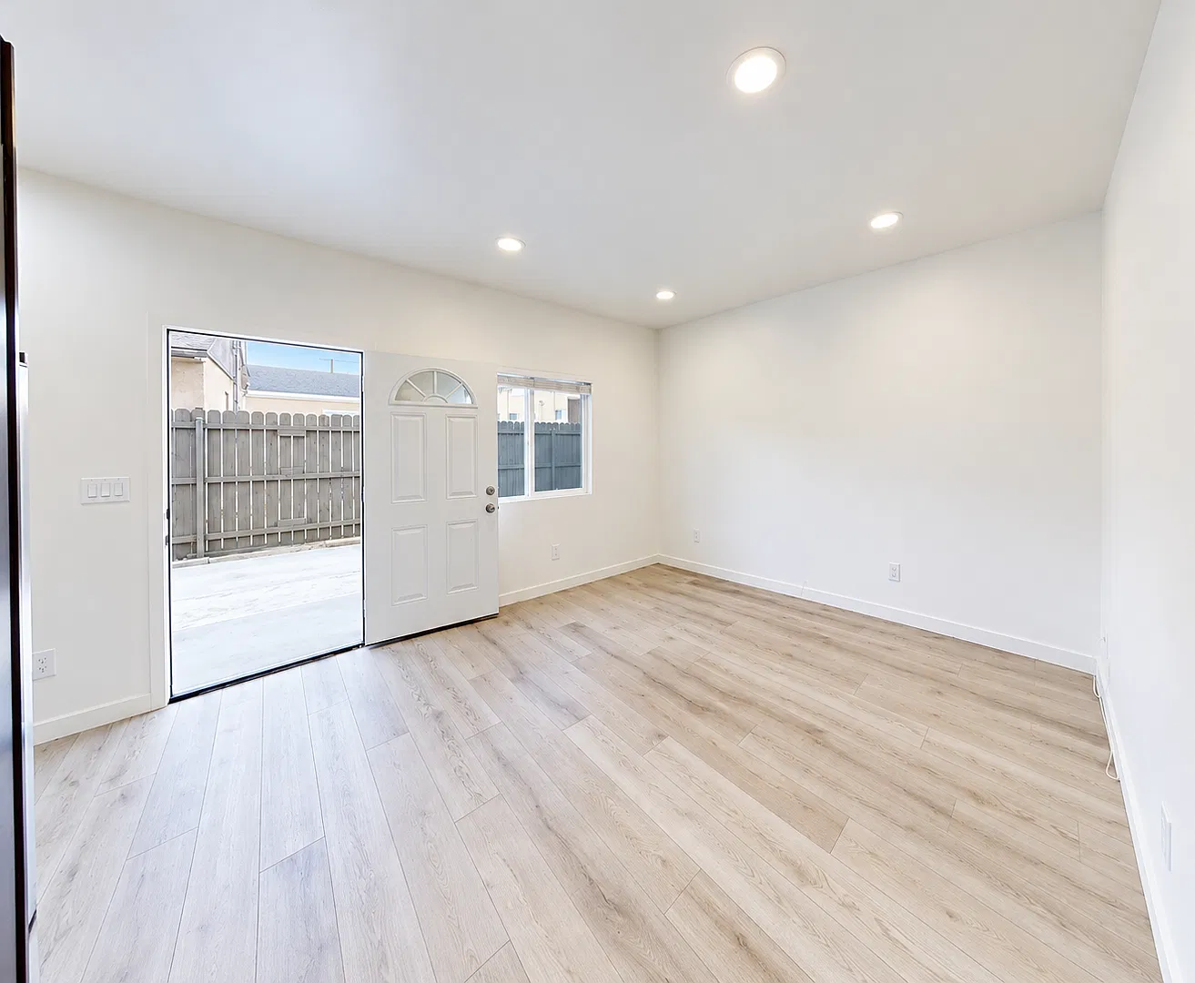 4BD/2BA on Mary Lane! — Photo 4