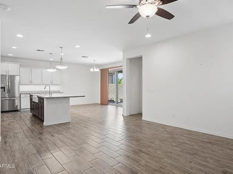 10445 E Tesla Ave — Photo 4
