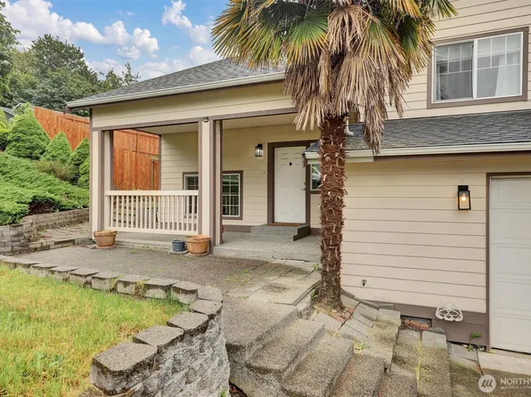 9505 S 214th Place, Kent, WA 98031