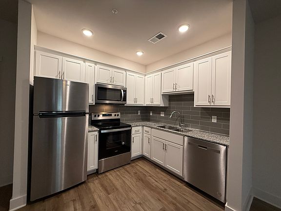 3rd image of 2781 Ruby River Dr #1102