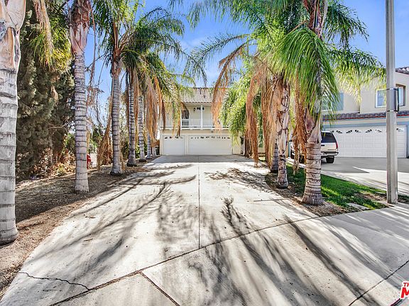 2nd image of 16325 La Fortuna Ln