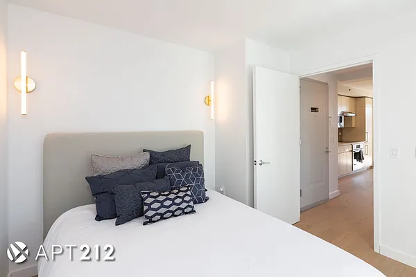 Sold by APT212 INC | media 5