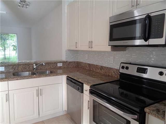 1st image of 1833 SW 90th Ave #1003