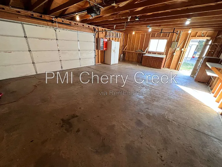 1772 S Garfield St — Photo 35