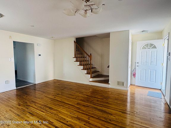 3rd image of 97 Greenfield Ave