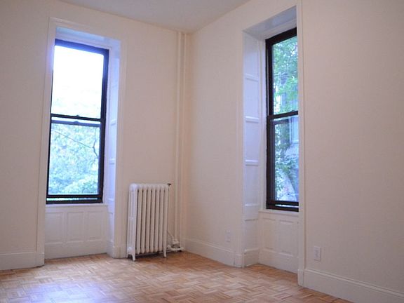 5th image of 111 Montague St APT 2B