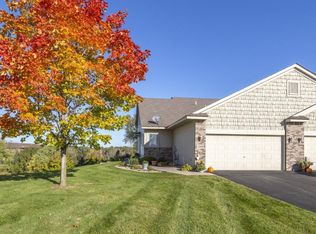 1249 Highridge Ct E, Maplewood, MN 55109