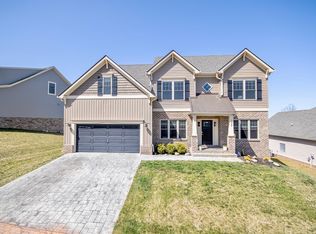 7032 Linn Cove Ct, Roanoke, VA