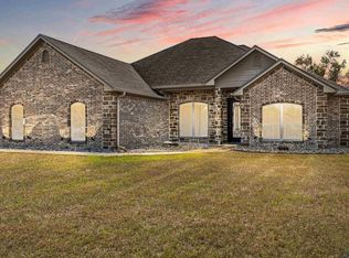 142 Collins Rd, Hallsville, TX 75650
